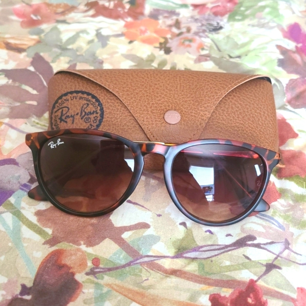 Ray-Ban Erika Sunglasses Tortoise New